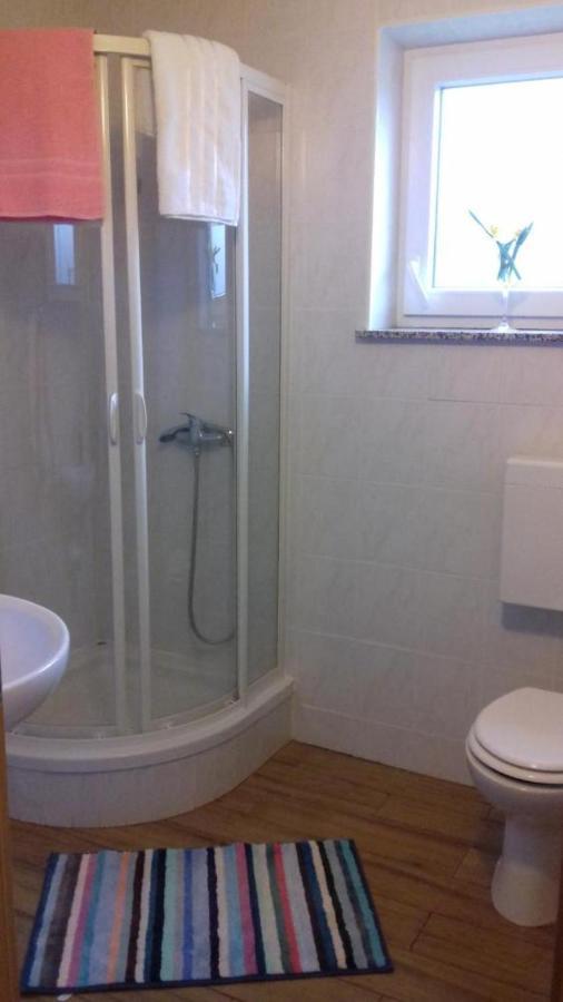 Apartmani Loli Ugljan Kültér fotó
